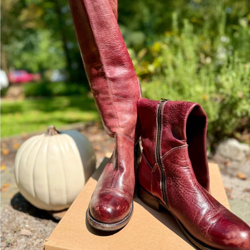 Bed Stu- Cobbler Series- Manchester Tall Boots.
Size 8.5- EUC with Box